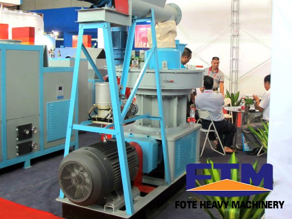 wood pellet mill