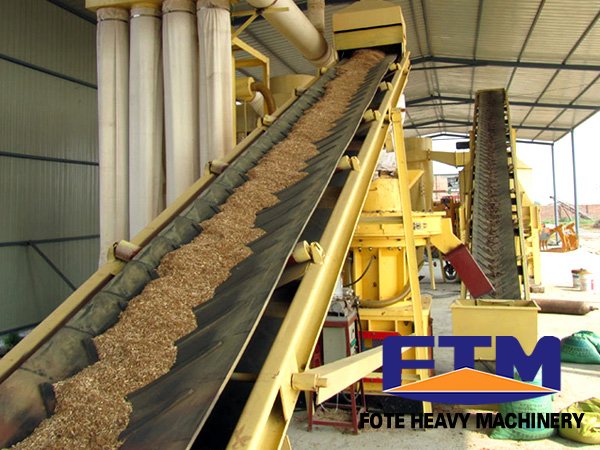 wood pellet press