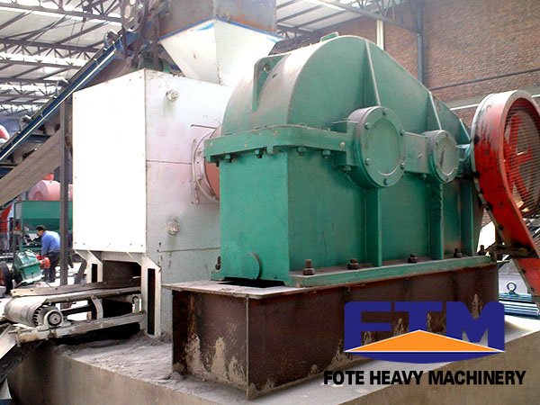 charcoal briquetting machine